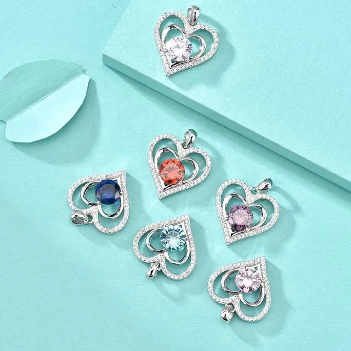قلادة على شكل قلب-heart-shaped necklace