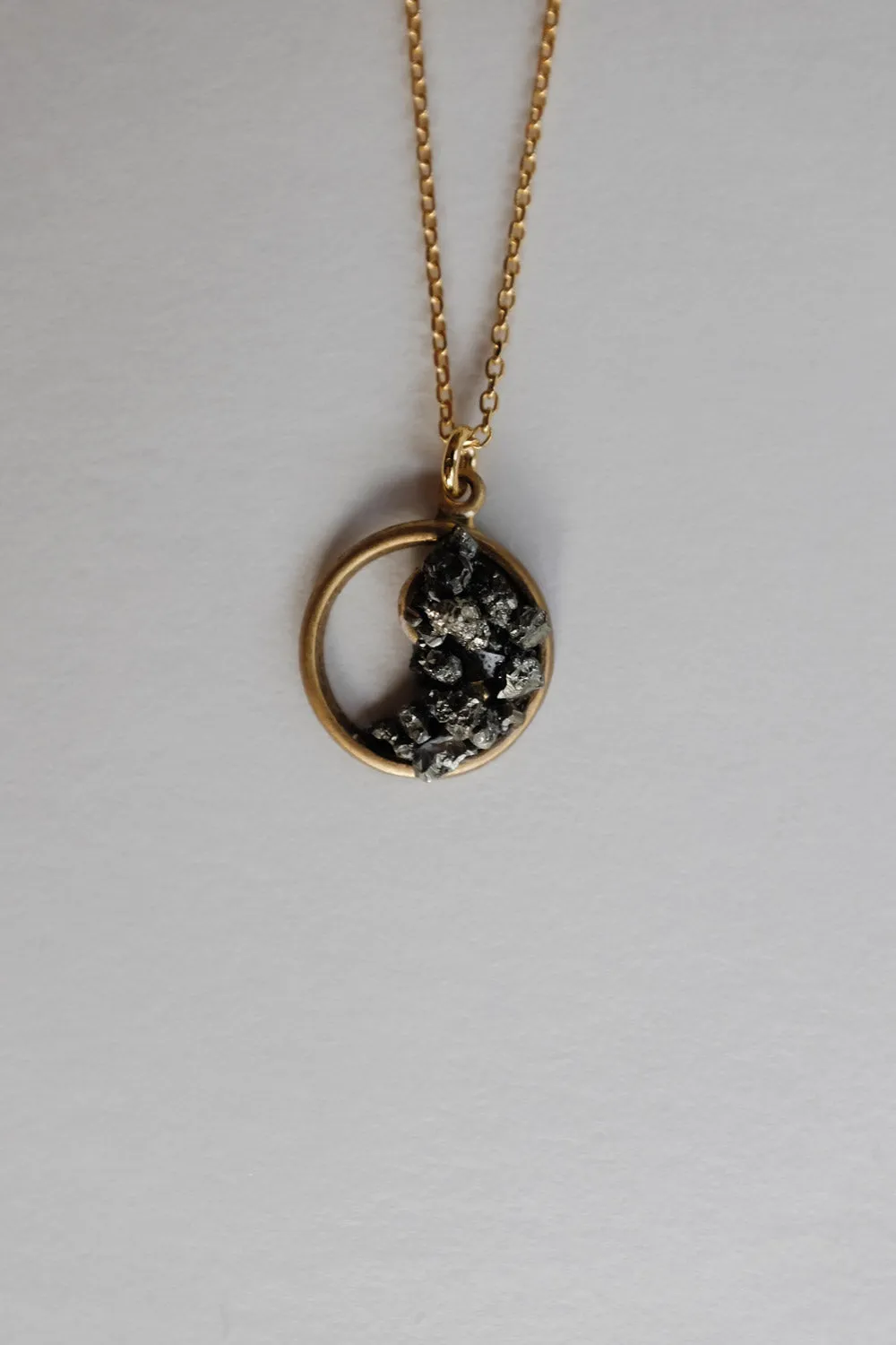 0001_YIN YANG PYRITE NECKLACE GOLD PLATED 925