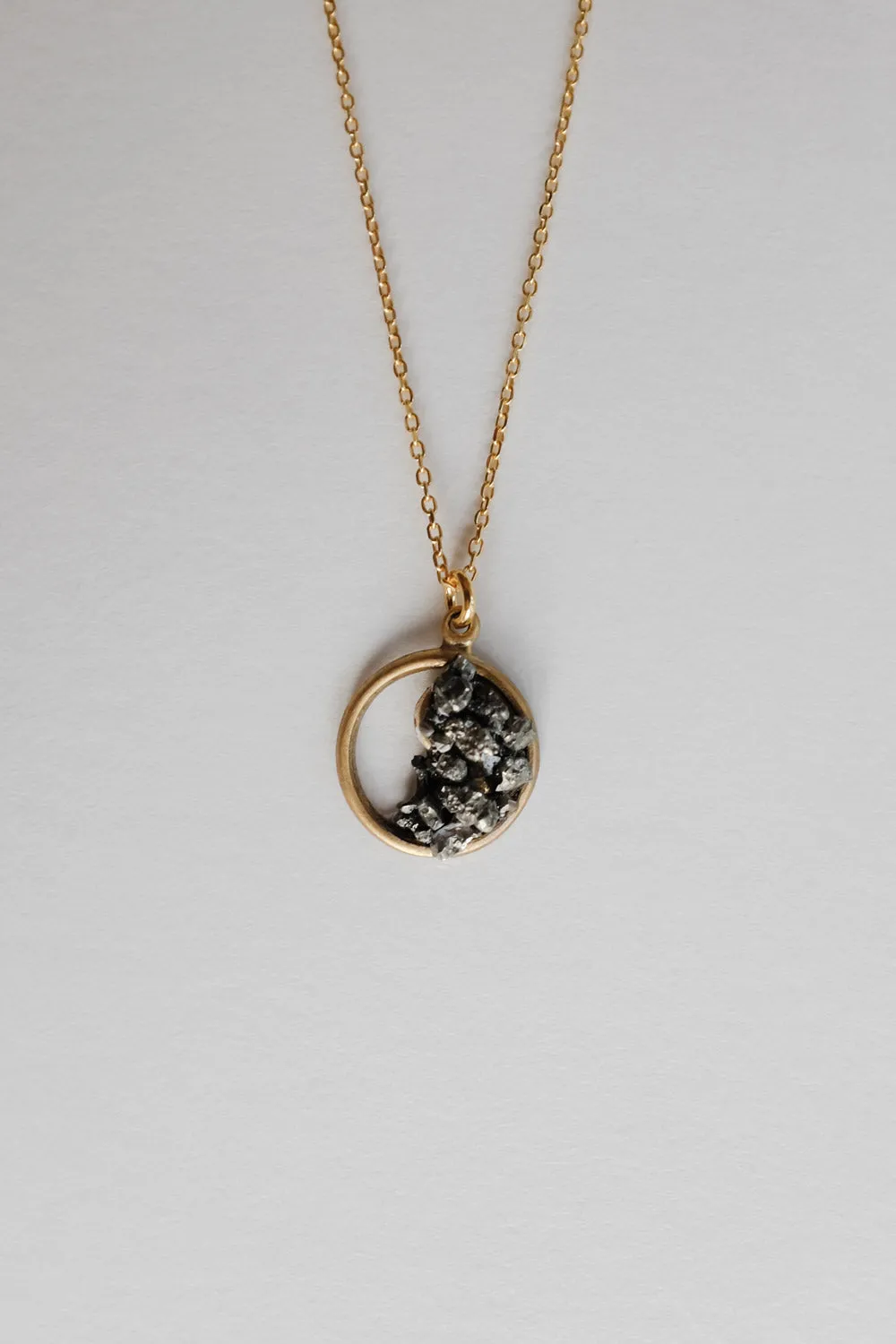 0001_YIN YANG PYRITE NECKLACE GOLD PLATED 925