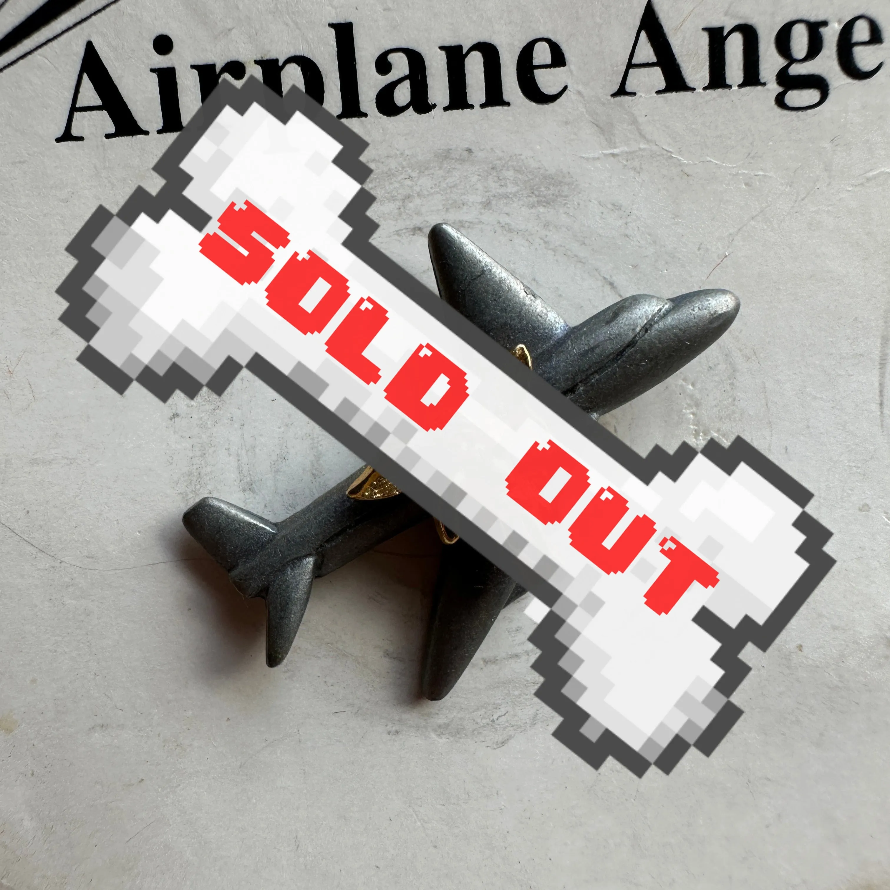 airplane brooch/pin bundle
