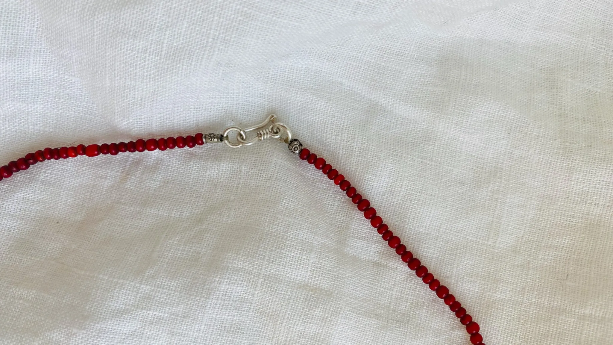 Antique White Heart Silver Pendant Necklace.