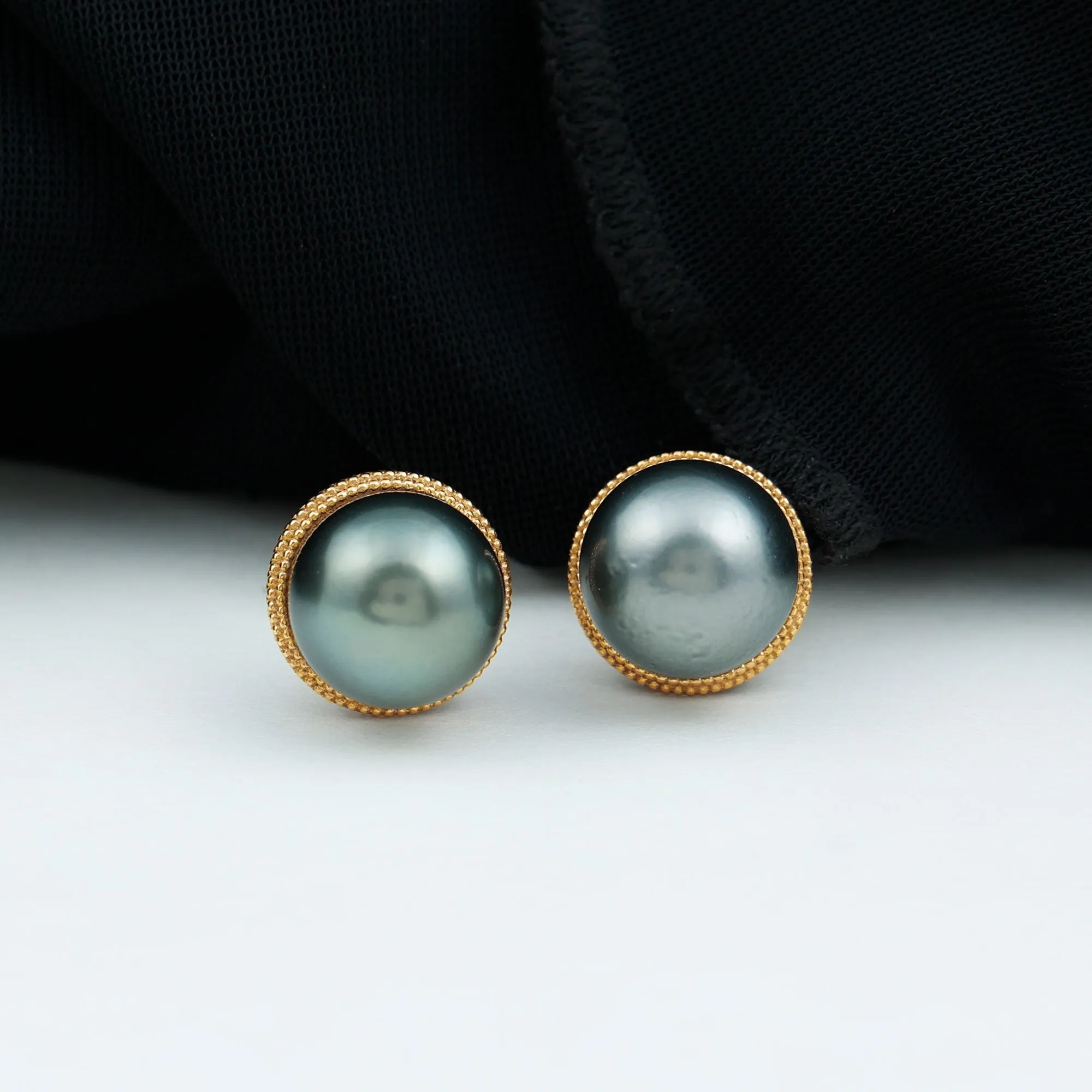 Beaded Bezel Set Tahitian Pearl Solitaire Gold Stud Earring