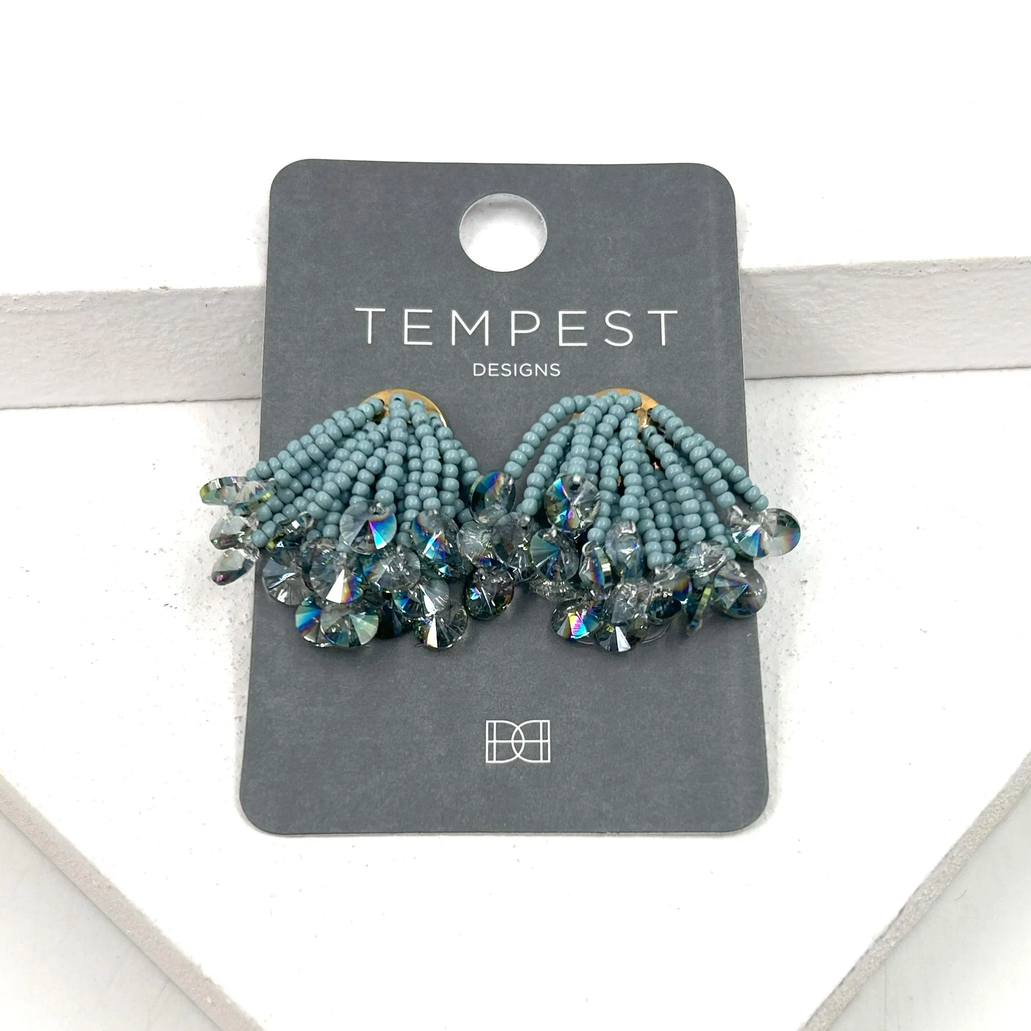Hanging beads stud earrings