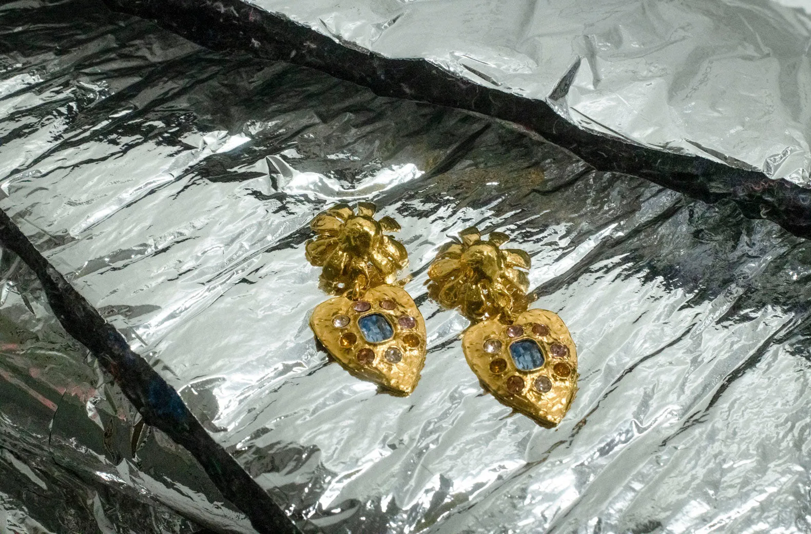 Tropicana Earrings in Gold - Light Blue